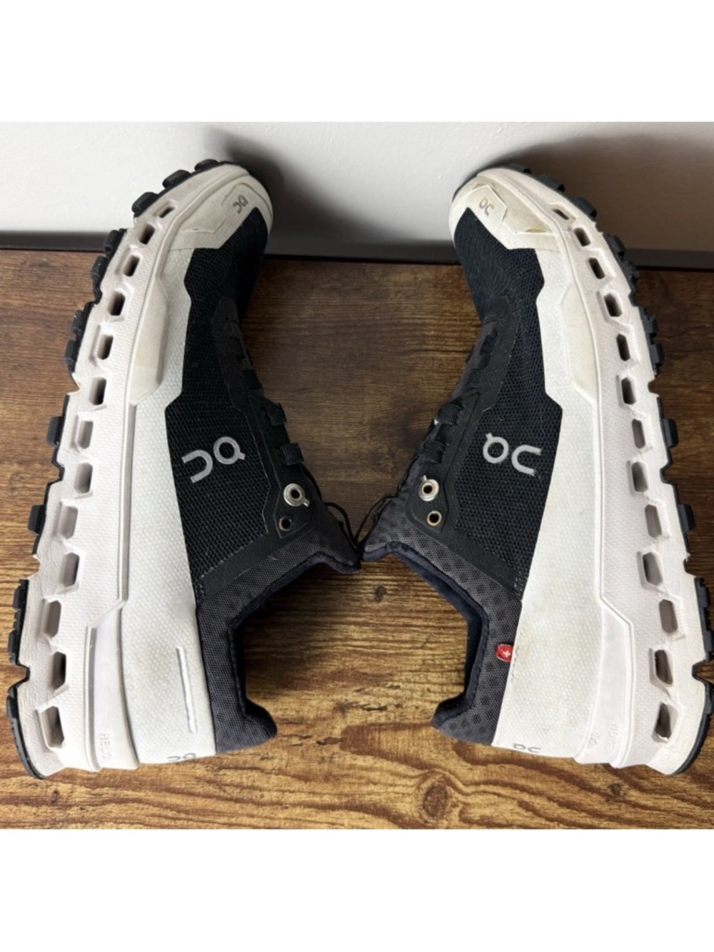 On Cloudultra 2 All Terrain Running Shoes Women's Size 7.5 Black White Helion - Picture 9 of 11